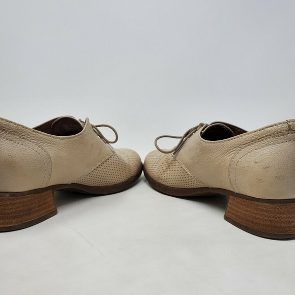 Dansko Womens Sand Lousie Taupe Perforated Beige - Picture 6 of 11